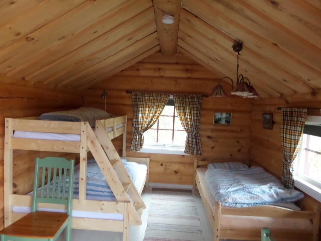 Lyngen Fjordcamp Villa Nord-Lenangen Room photo