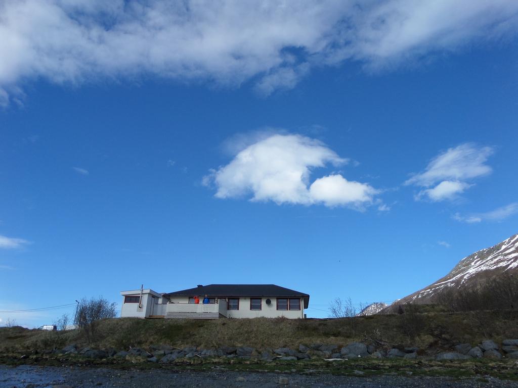 Lyngen Fjordcamp Villa Nord-Lenangen Exterior photo