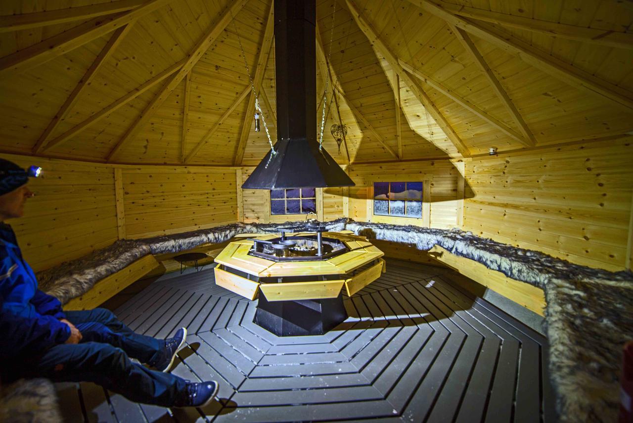 Lyngen Fjordcamp Villa Nord-Lenangen Exterior photo